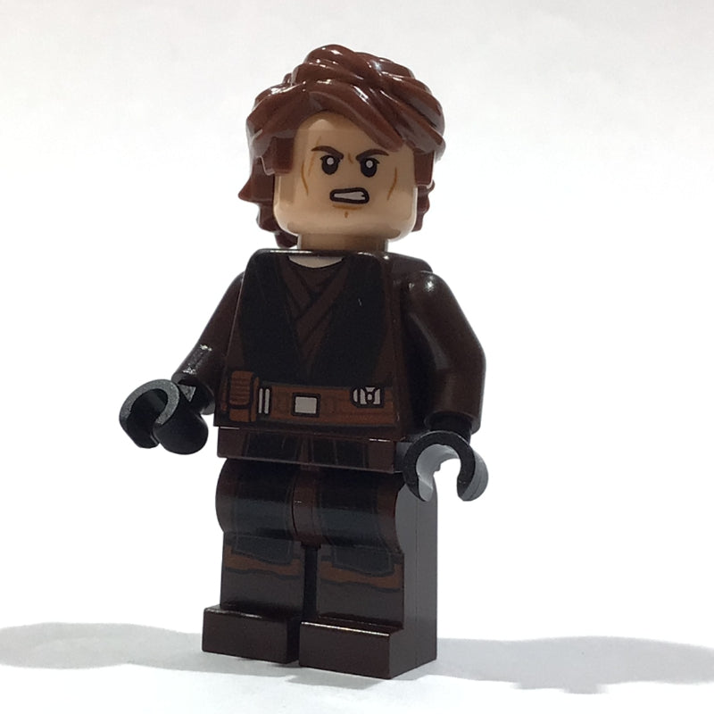 fig-015722 – Anakin Skywalker, Dark Brown Robe