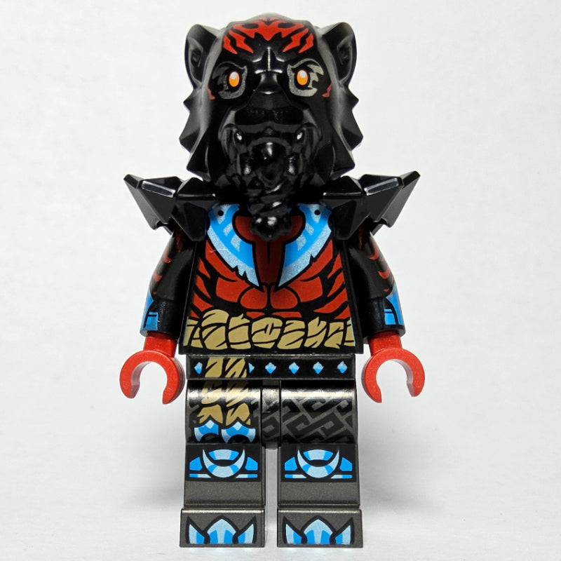 fig-015835 – Lord Ras, Black Shoulder Pads