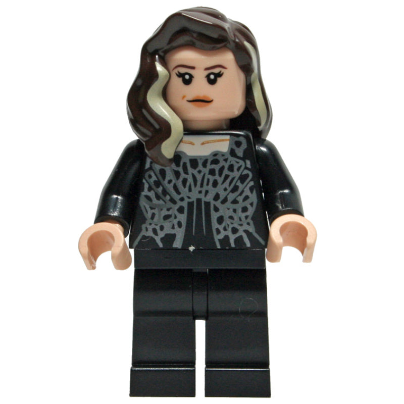 fig-015883 – Narcissa Malfoy, Legs