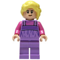 fig-015886 – Luna Lovegood, Medium Lavendar Outfit