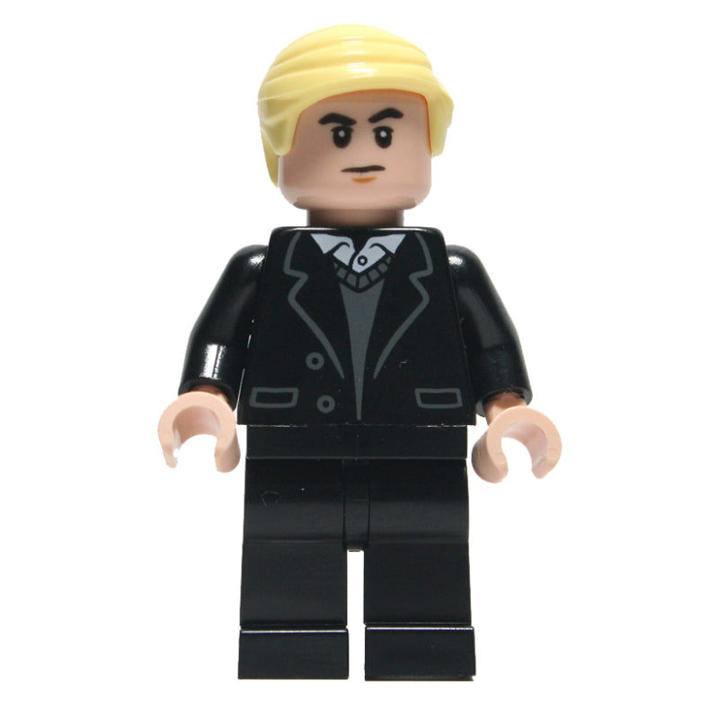 fig-015890 – Draco Malfoy, Black Suit