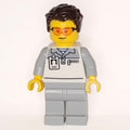 fig-015942 – Garage Worker, White/Light Bluish Grey Suit, Dark Brown Hair, Glasses