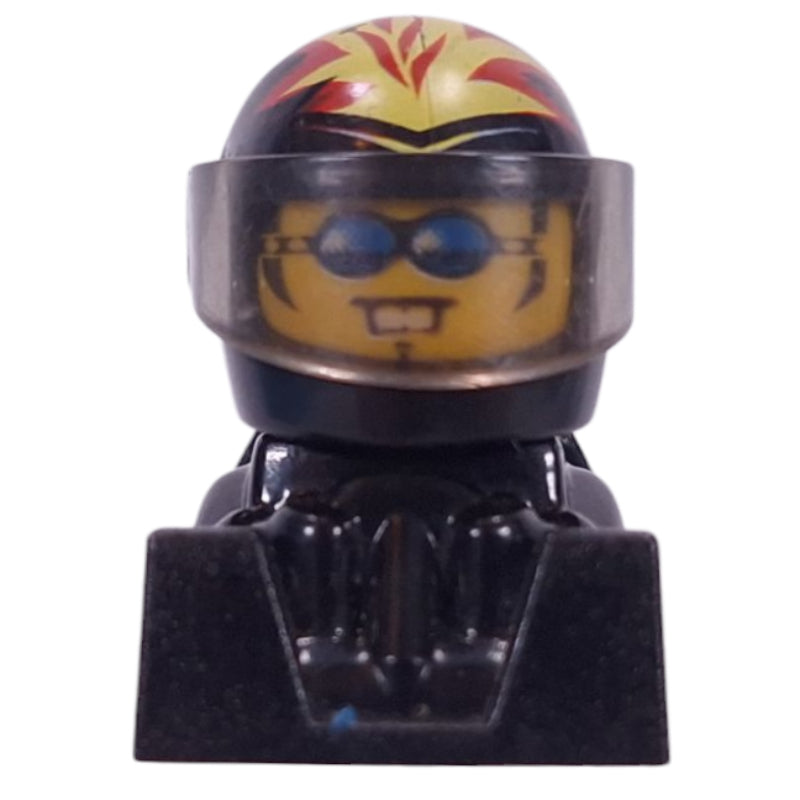 fig-016057 – Stunt Racer, Black Helmet and Body