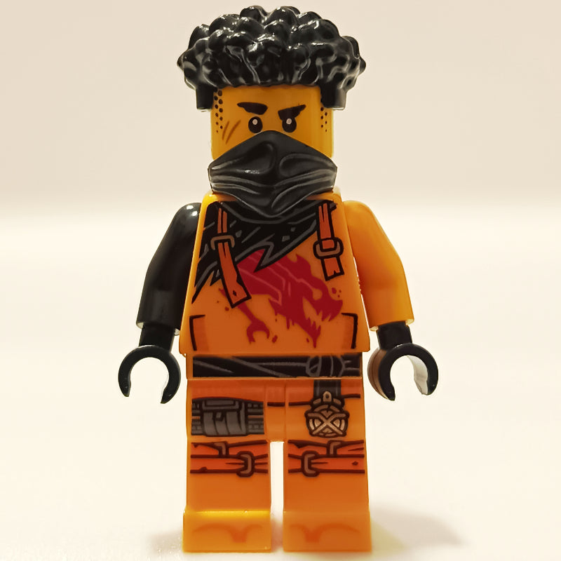 fig-016431 – Arin, Black Hair and Mask