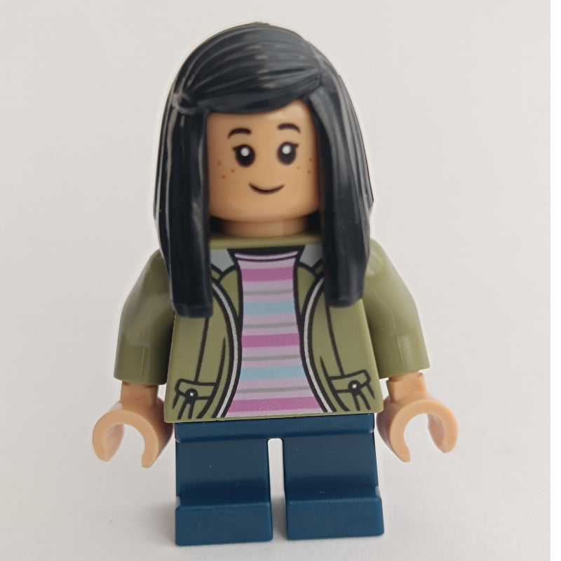 fig-016493 – Cho Chang, Short Legs, Olive Green Jacket