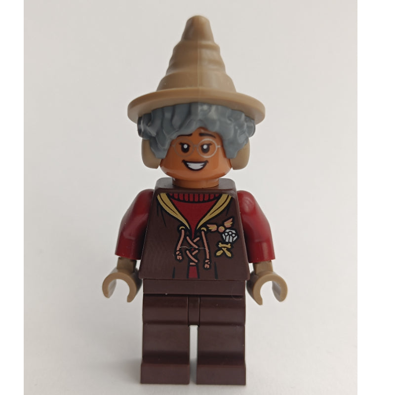 fig-016495 – Witch, Shop Owner