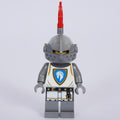 fig-016595 – Knight, Female, White Tunic, Helmet with Red Plume