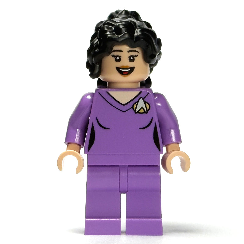 fig-017020 – Counselor Deanna Troi
