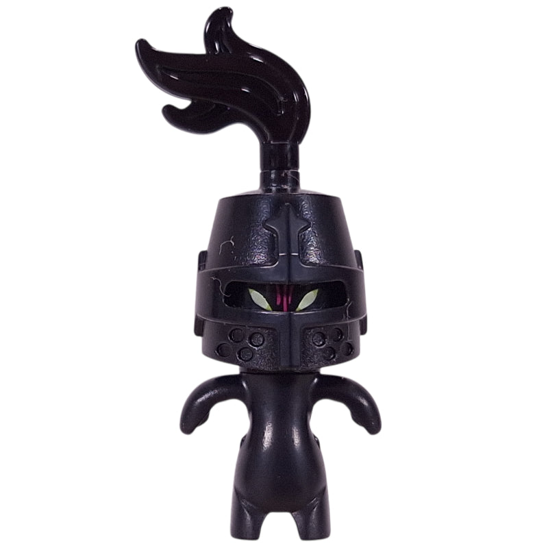 fig-017070 – Grimspawn, Knight Helmet, Black Plume