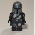 fig-017161 – The Mandalorian / Din Djarin, Dark Brown Outfit with Cape, Printed Head